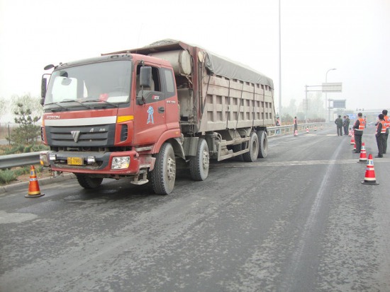 �����֡����Ĺ�·��(zh��)�� �鳬���_�G��׷��؟(z��)