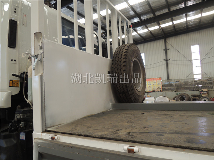 BSZ5311JJH型計(jì)量檢衡車(備胎固定位) BSZ5311JJH型計(jì)量檢衡車(備胎固定位)