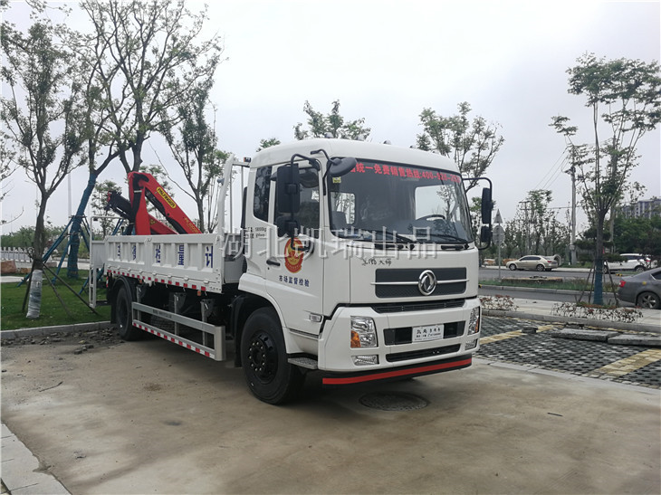 DWJ5180JJHD5計(jì)量檢衡車(PK10000吊機(jī))右前 DWJ5180JJHD5計(jì)量檢衡車(PK10000吊機(jī))右前