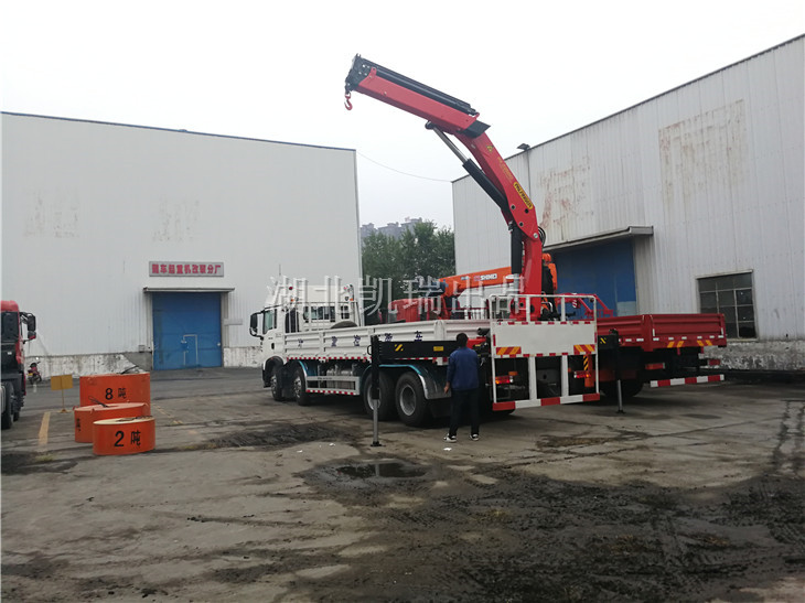 連云港市計(jì)量檢定測試中心DWJ5313JJH計(jì)量檢衡車吊機(jī)展開 連云港市計(jì)量檢定測試中心DWJ5313JJH計(jì)量檢衡車吊機(jī)展開