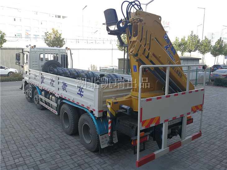 DWJ5311JJHD5型計量檢衡車砝碼裝載完畢等待檢驗 DWJ5311JJHD5型計量檢衡車砝碼裝載完畢等待檢驗