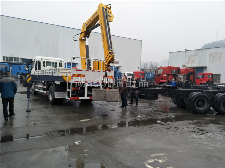 �F(xi��n)���(y��n)�յ��������������D(zhu��n)