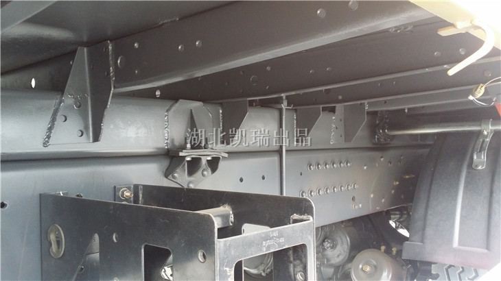 �z��܇�������M���B���b��