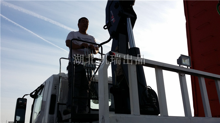 �z��܇��λվ�_����