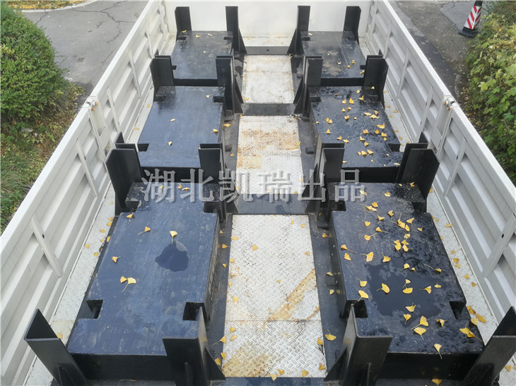 �������a���b�d���a